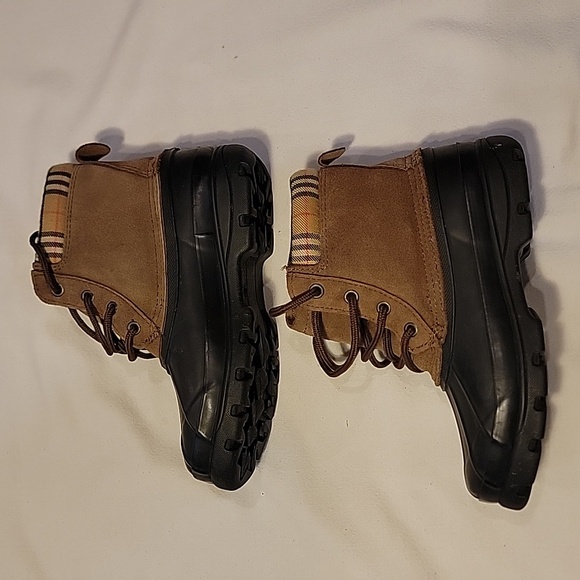 BOSTON ACCENTS WEATHERPROOF DUCK BOOTS. Women's US 7. - Picture 2 of 8